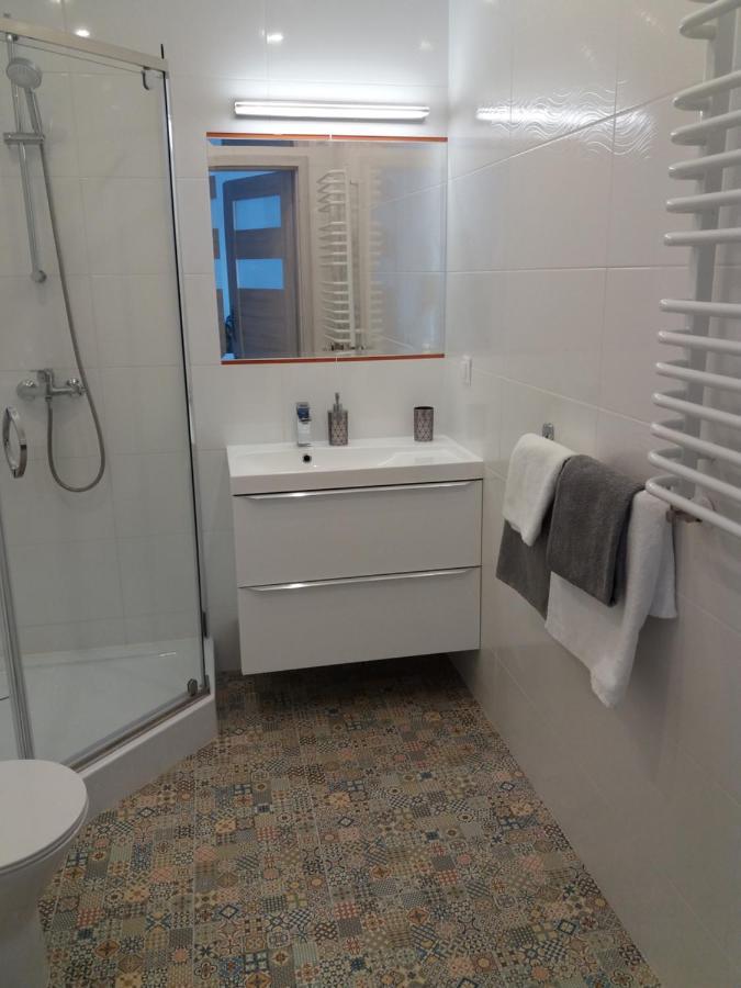 Apartament Viktoria Appartamento Darlowko Esterno foto